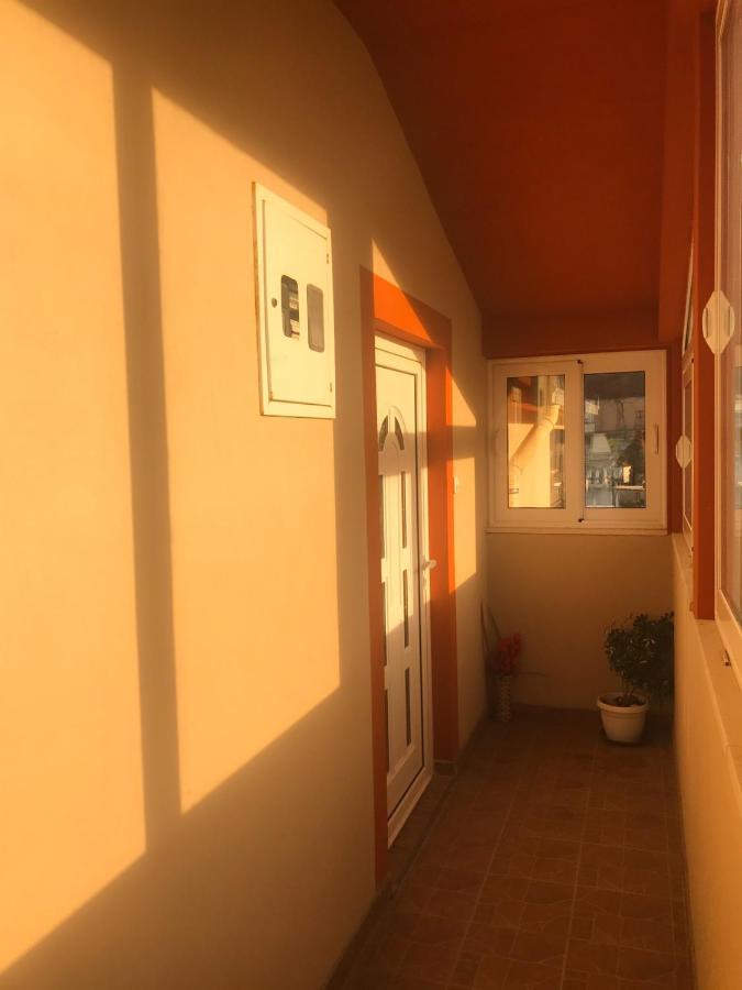 Jovana -- Porodicni Apartmani Igalo Herceg Novi Zewnętrze zdjęcie