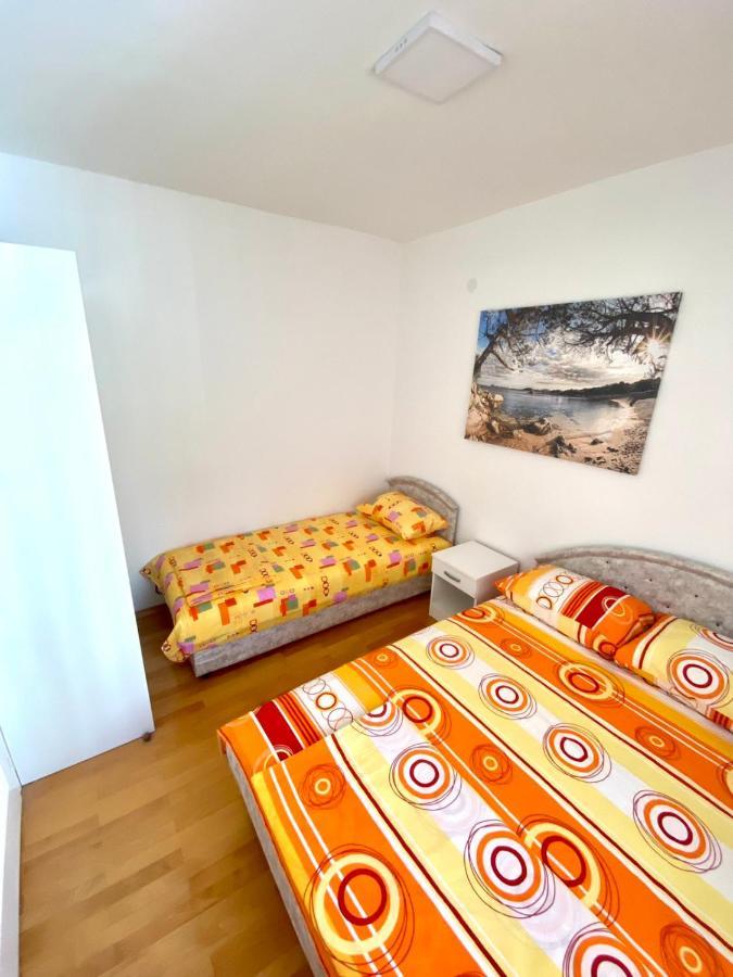 Jovana -- Porodicni Apartmani Igalo Herceg Novi Zewnętrze zdjęcie