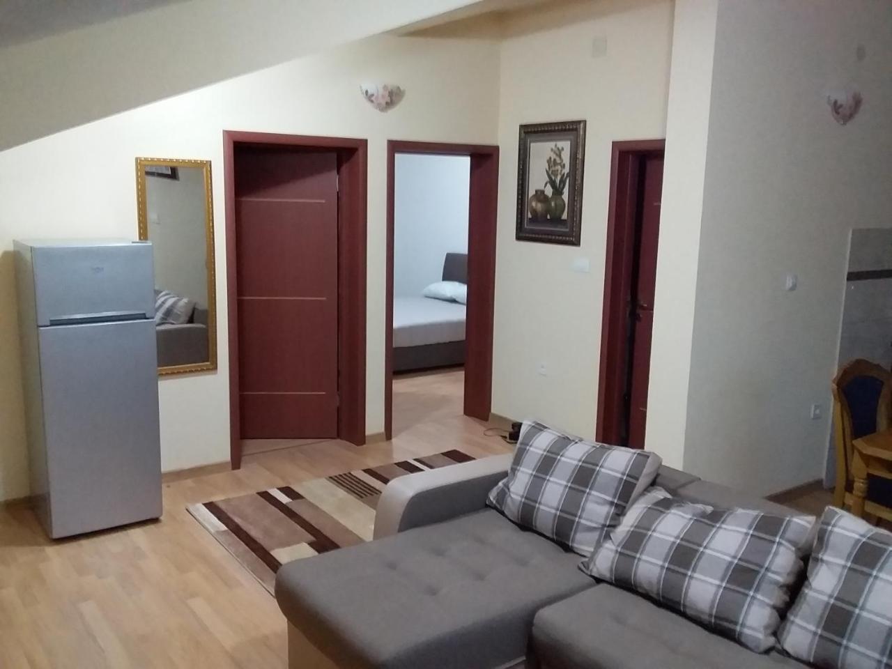 Jovana -- Porodicni Apartmani Igalo Herceg Novi Zewnętrze zdjęcie